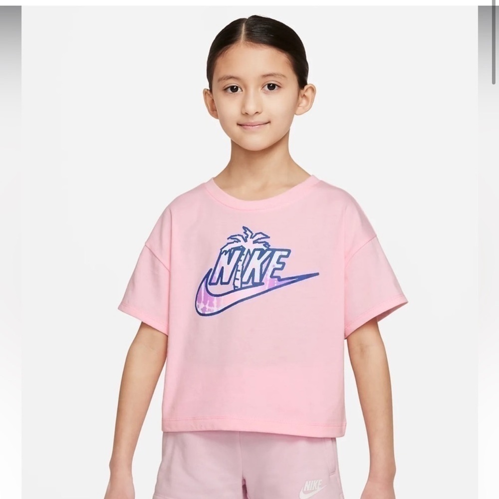 NWT- Girl’s Nike DRI-FIT 6X ‘Arctic Punch’ Shirt  - Size 6-7 Years